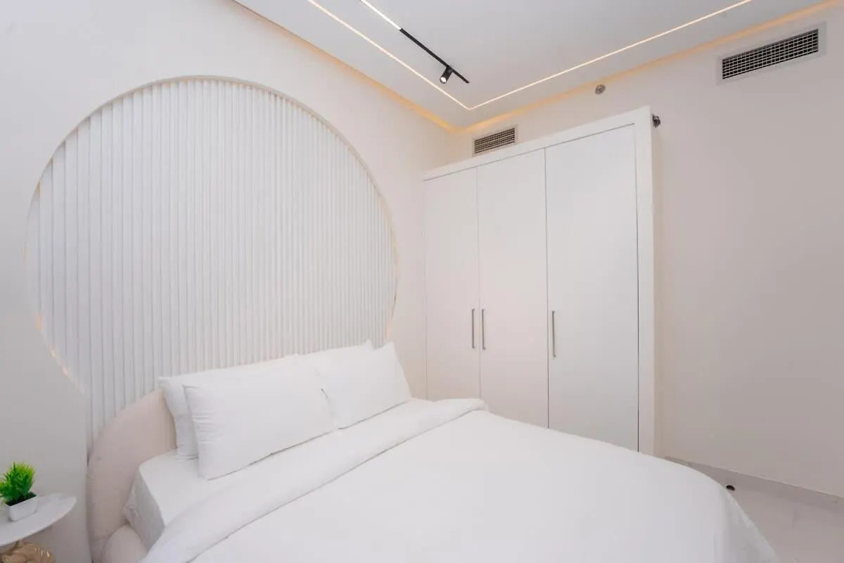 2 Apartments - One Perfect Group Stay Dubai